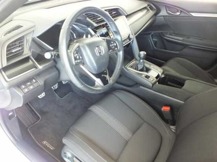 Honda Civic 1.0 i-VTEC Turbo Elegance