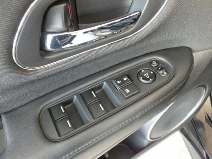 Honda HR-V 1.5 i-VTEC CVT Elegance