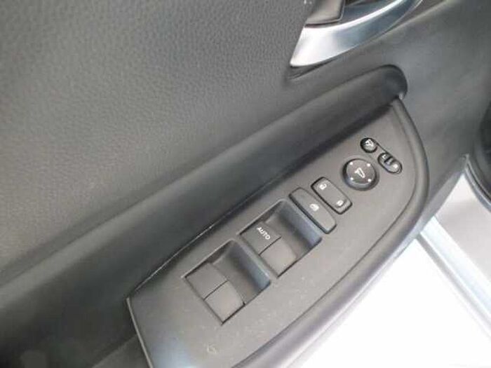 Honda Jazz 1.5 Hybrid e-CVT Elegance